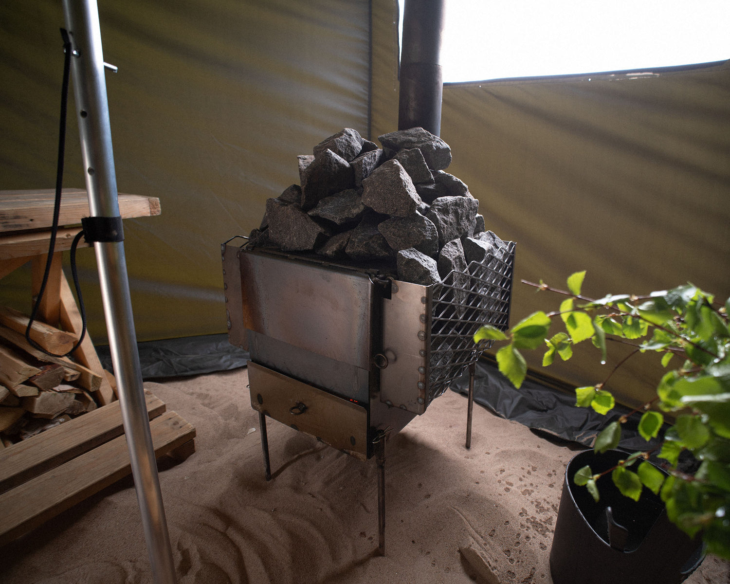 Sauna tent stove