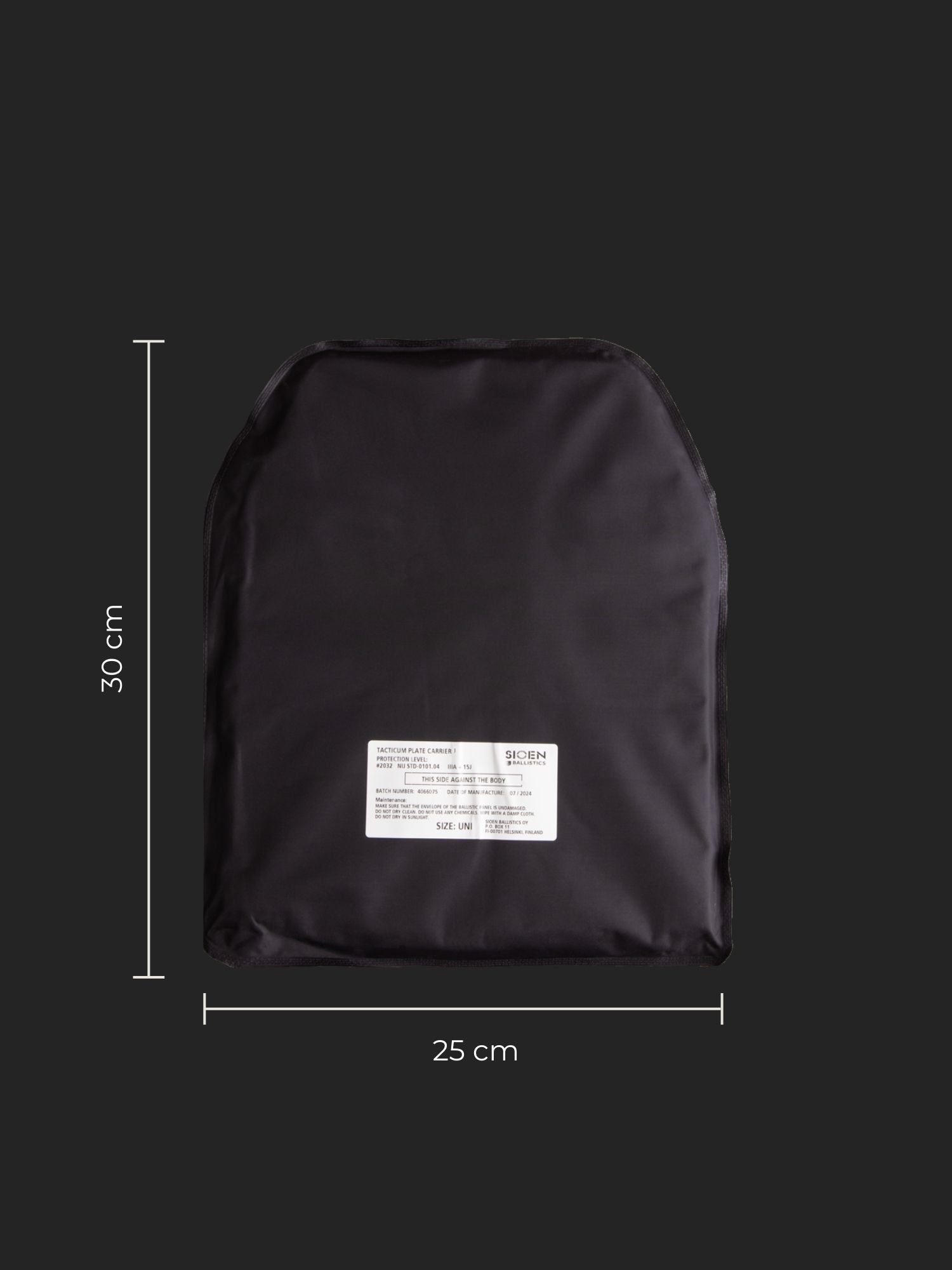 Savotta Sioen 25x30cm NIJ IIA panel and dimensions on a black background